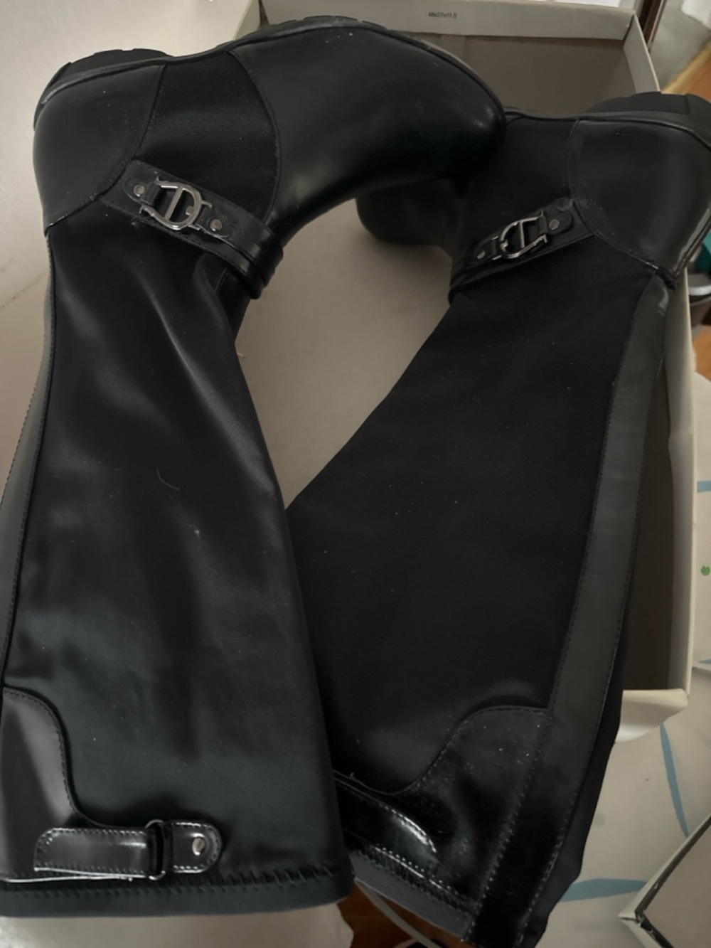 Black Women's Knee-High Leather and Stretch Boots